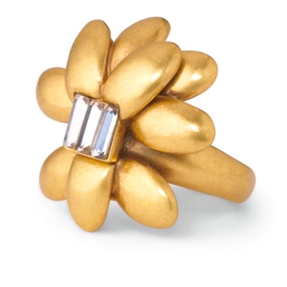 Stella & Dot Hazel Ring Flower Crystal Gold Tone Sm/Md Adjustable.
